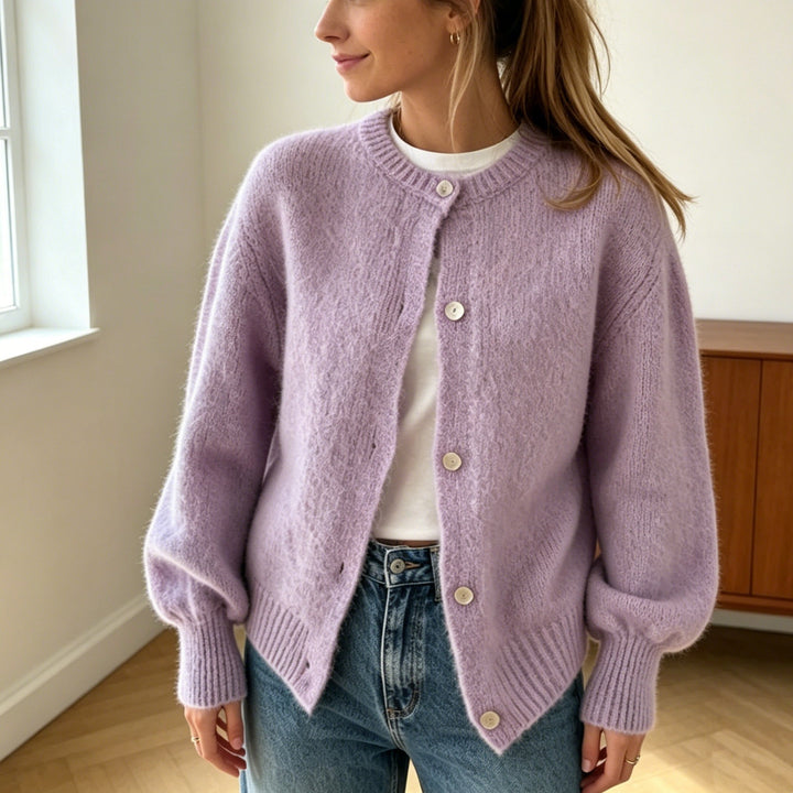 Damen Kuschelige Mohair-Optik Strickjacke mit Rundhals und Ballonärmeln – Veloura
