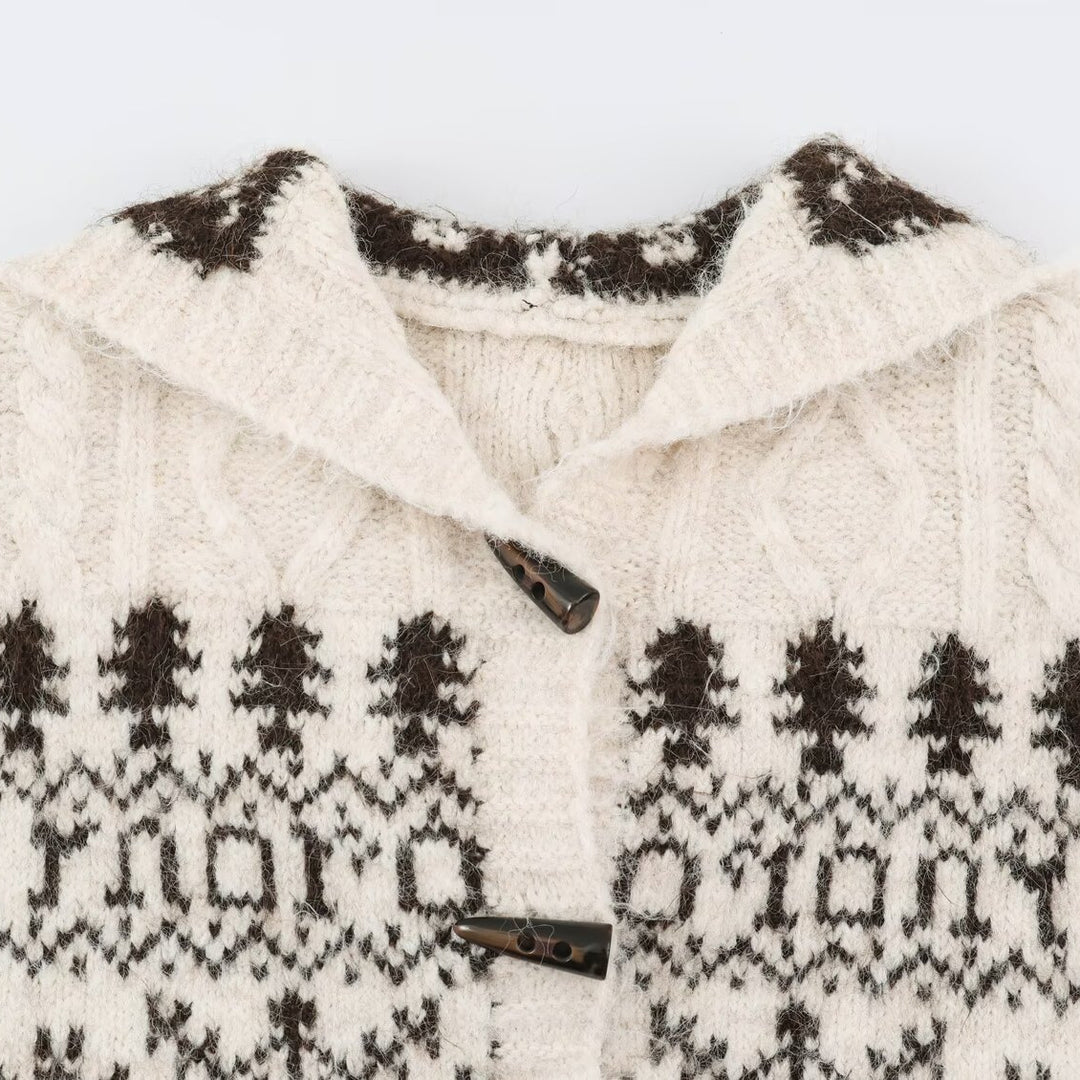 Damen Grobgestrickte Kapuzen‑Strickjacke mit Hornknöpfen und Norwegermuster Echoarchiv