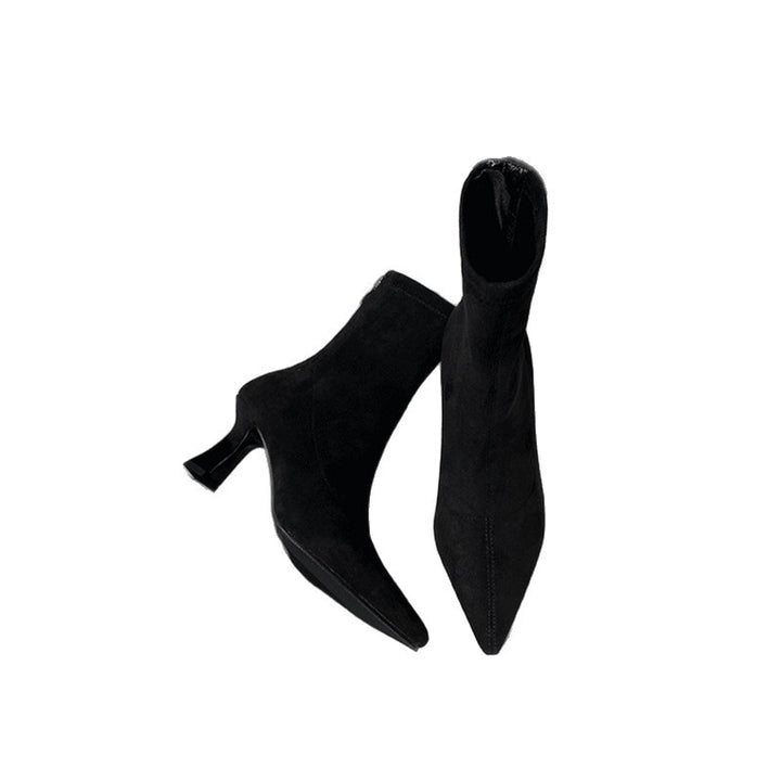 Damen spitz zulaufende Ankle-Boots aus Veloursleder mit sculpted Heel und schmalem Schaft – Varelle