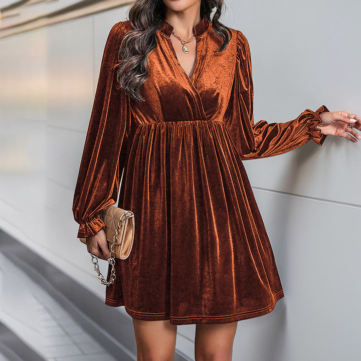 Damen Elegantes Samtkleid mit V-Ausschnitt und langen Ärmeln Echo Archiv