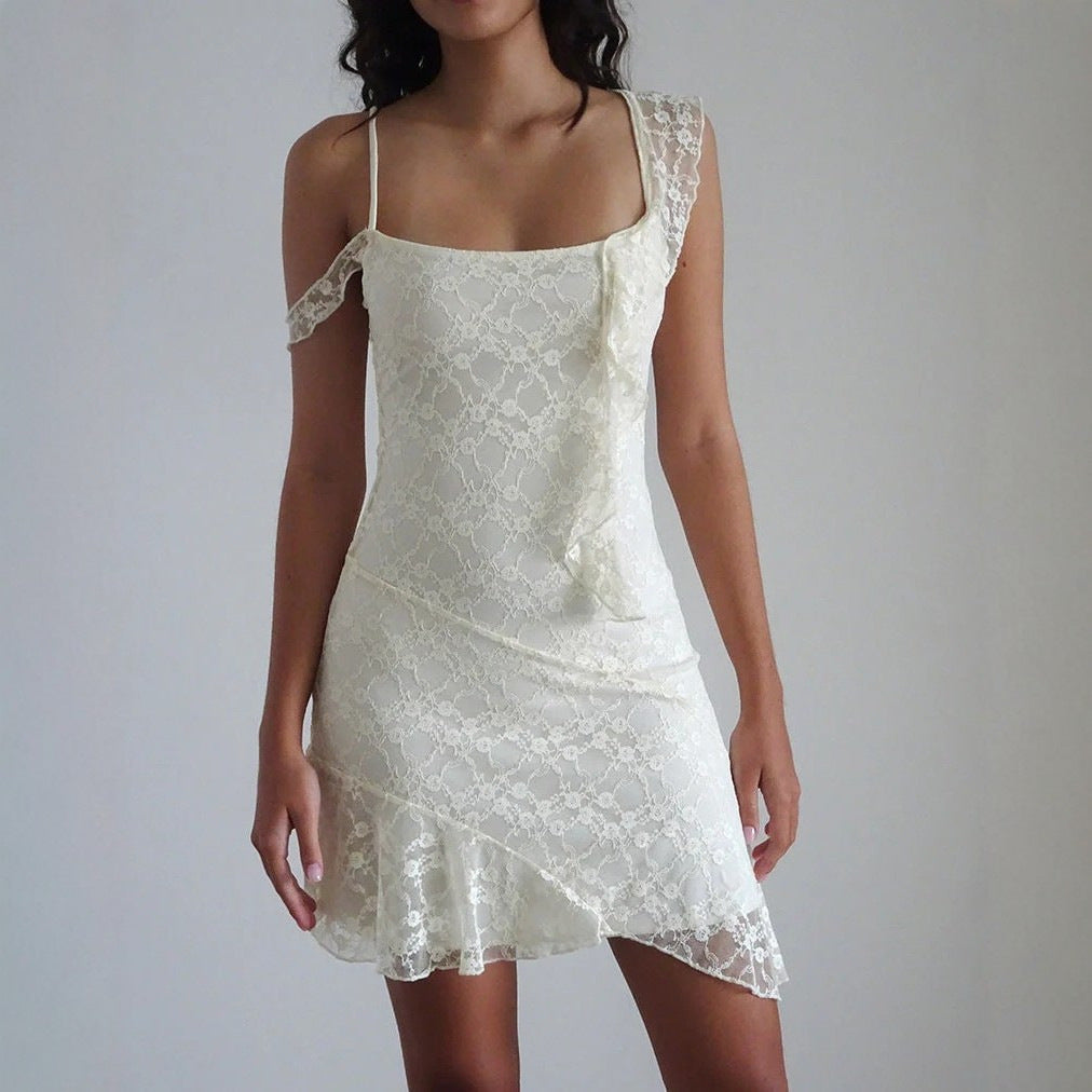 Damen Spitzenkleid mit asymmetrischem Schnitt Echo Archiv
