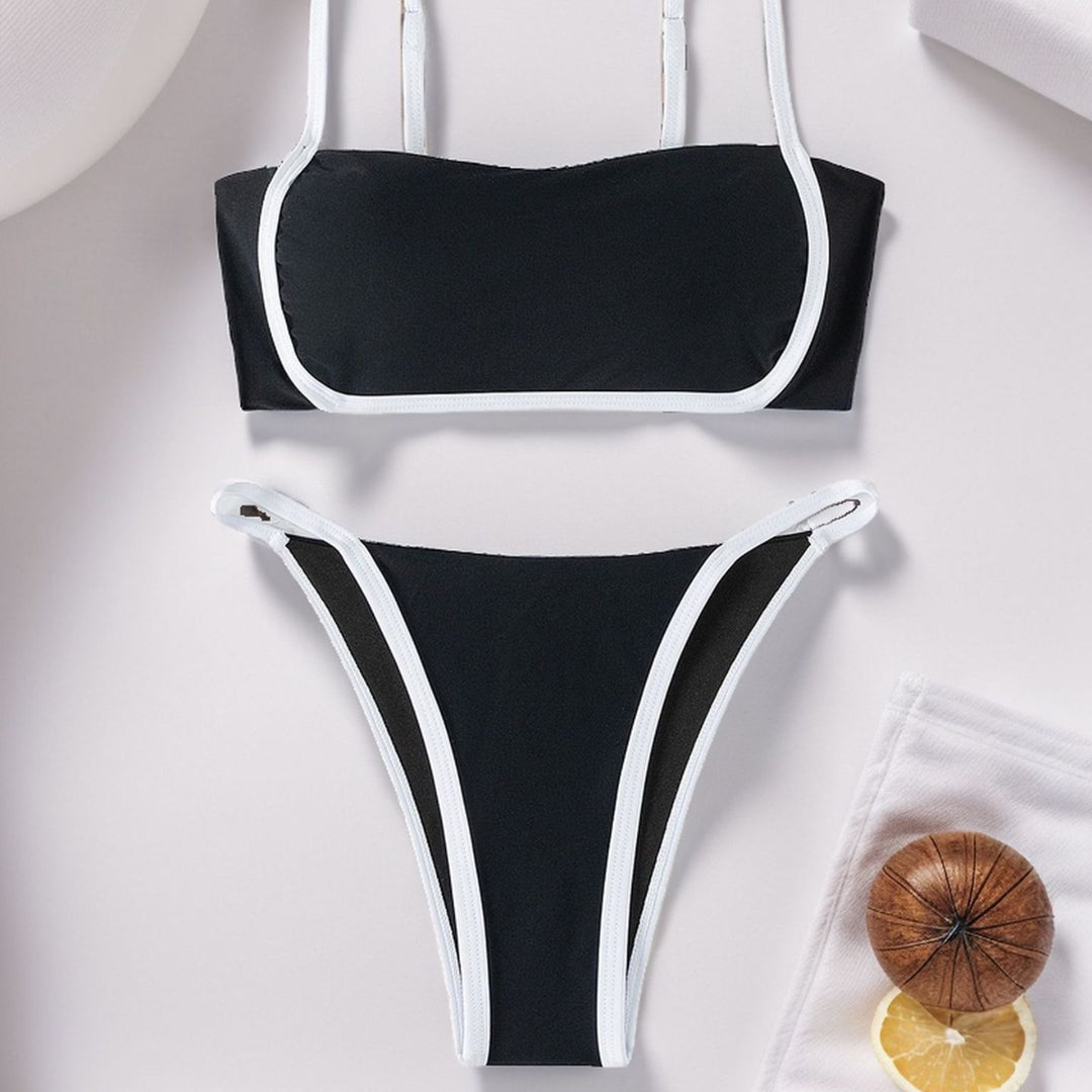 Damen Bandeau Bikini mit hohem Beinausschnitt und verstellbaren Trägern Echo Archiv