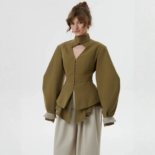 Damen taillierte Jacke mit Stehkragen, Cut-Out und Ballonärmeln Echoarchiv