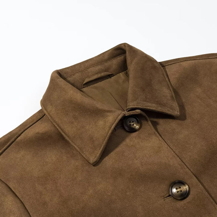Damen kurz geschnittene Veloursjacke mit Hemdkragen, verdeckter Knopfleiste und schrägen Eingrifftaschen – Célinea