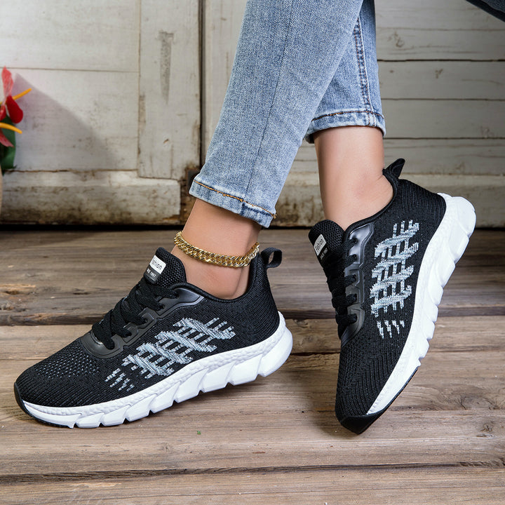Damen nan gestrickter Schlupf-Sneaker mit elastischem Schaft, Zier-Schnürung und segmentierter Dämpfungssohle Echo Archiv