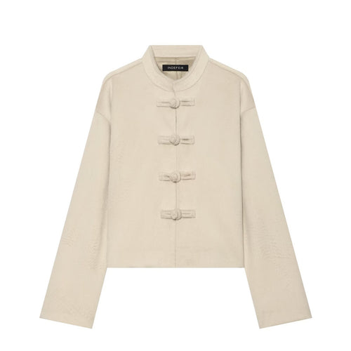 Damen Kurze Teddyjacke mit Mandarinkragen und dekorativen Knotenverschlüssen Echo Archiv