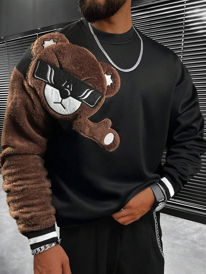 Herren Sweatshirt mit plüschiger Bärenapplikation Echoarchiv