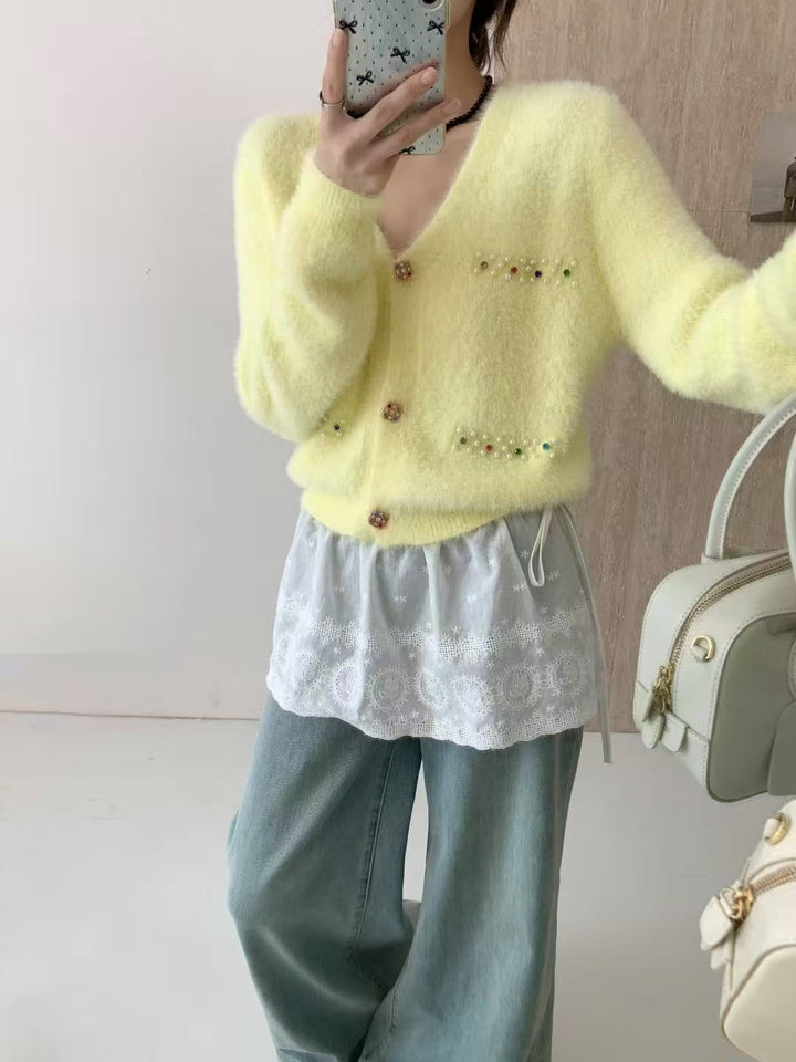 Damen Verspielter V-Ausschnitt Cardigan mit Perlen Echo Archiv