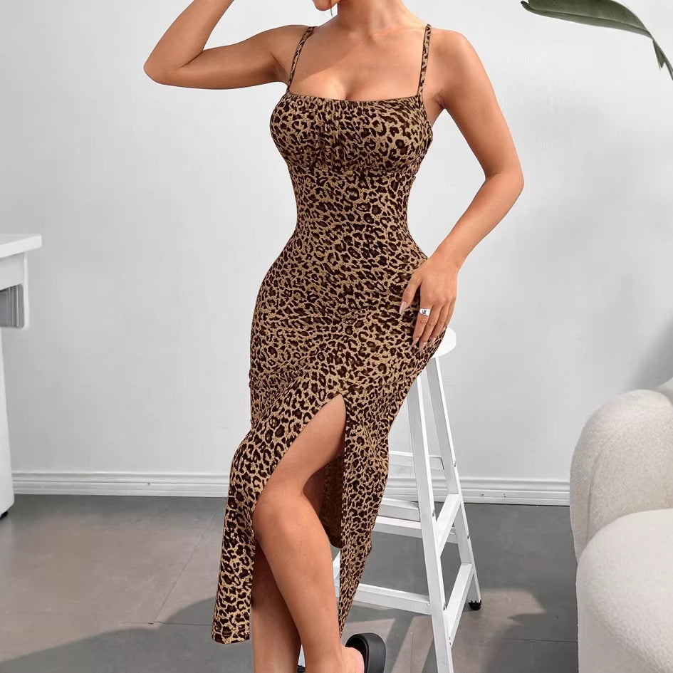 Damen figurbetontes Maxikleid mit elegantem Schlitz und schmalen Spaghetti-Trägern Echo Archiv