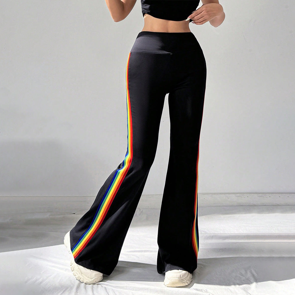 Damen hochgeschnittene Flared-Sporthose mit taillenformendem Komfortbund und seitlichen Kontraststreifen – Avérine