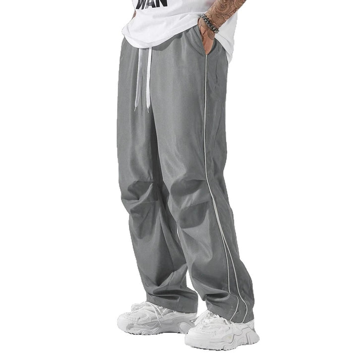 Herren Sportliche Freizeithose mit elastischem Bund und stilvollen Kontraststreifen Echoarchiv