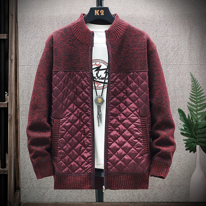Herren moderne Steppjacke mit Strickoberteil und hochgeschlossenem Kragen Echoarchiv