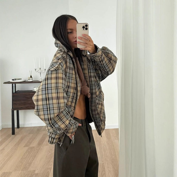 Damen Oversize-Karomantel im Boxy‑Schnitt mit Reißverschluss und Schulterklappen Echoarchiv