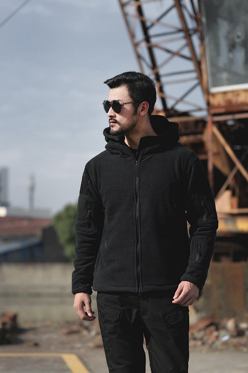 Herren Fleecejacke mit mehrfachen Taschen und verstellbarem Kapuzenkragen Echoarchiv