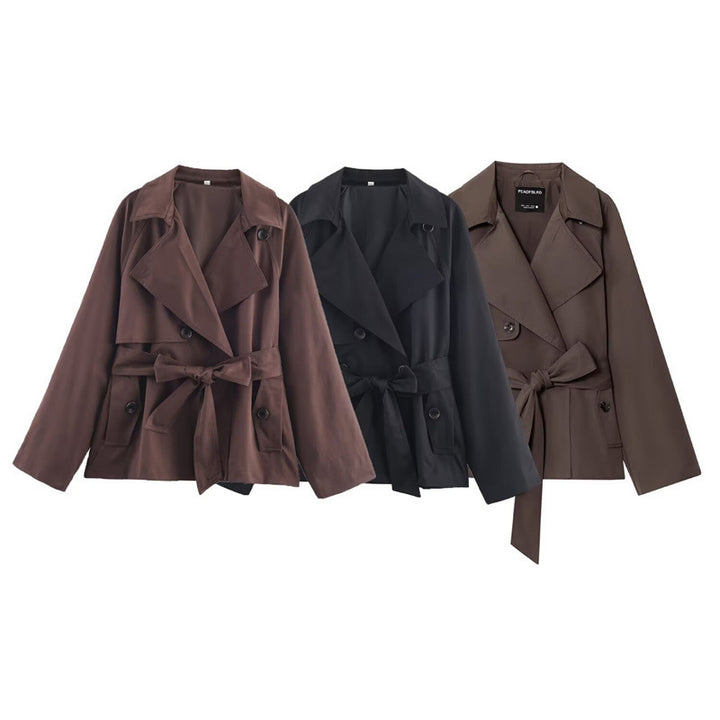 Damen Gekürzte Trenchjacke mit Schalkragen, Bindegürtel und Pattentaschen Echo Archiv