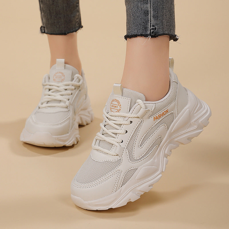 Damen nan voluminöser Plateau-Lifestyle-Sneaker mit Mesh- und Kunstledermix, gepolsterter Ferse und profiliertem Dämpfungssockel Echo Archiv