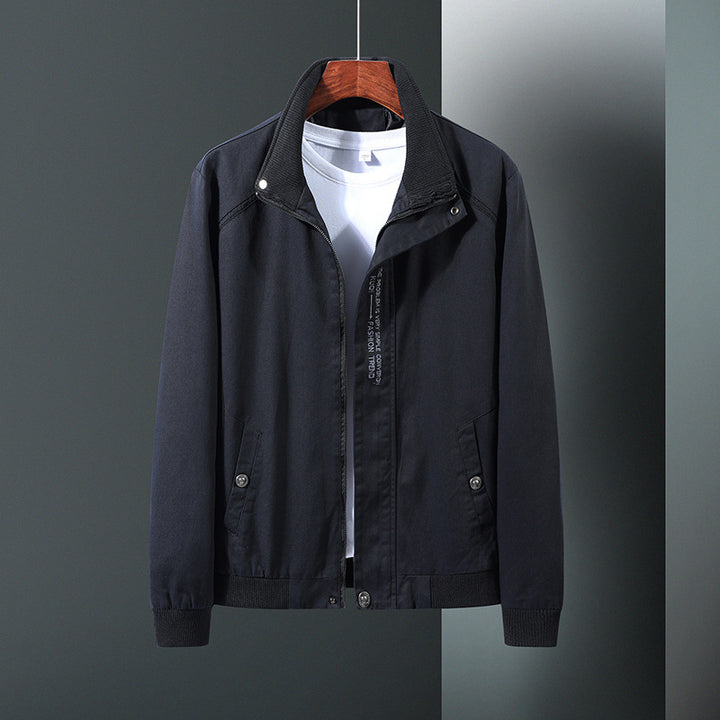 Herren moderne Übergangsjacke mit Stehkragen und praktischen Taschen Echoarchiv