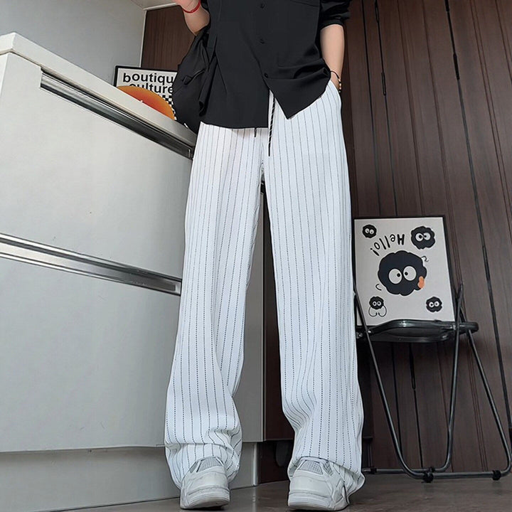 Damen Bequeme Strickhose mit vertikalen Streifen Echoarchiv