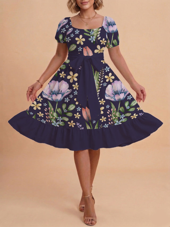 Damen Blumenkleid mit taillierbarem Gürtel und voluminösen Ärmeln Echo Archiv