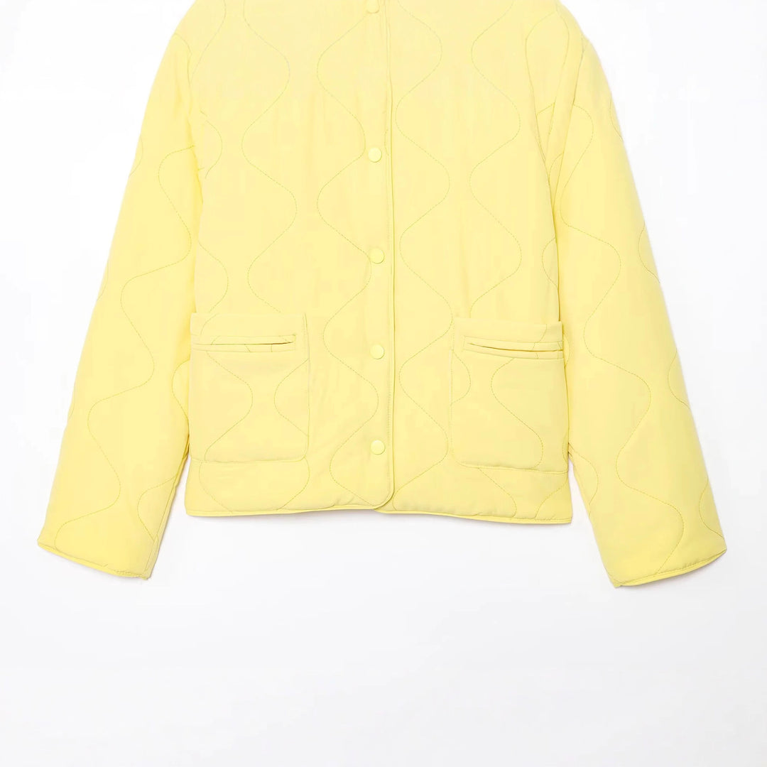 Damen nan gesteppte Übergangsjacke mit wellenstich, V-Ausschnitt und Druckknopfleiste Echo Archiv