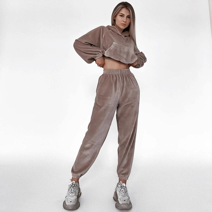 Damen Samt-Cropped-Loungewear-Set mit Kapuzenpullover und elastischer High-Waist-Jogginghose – Auréline