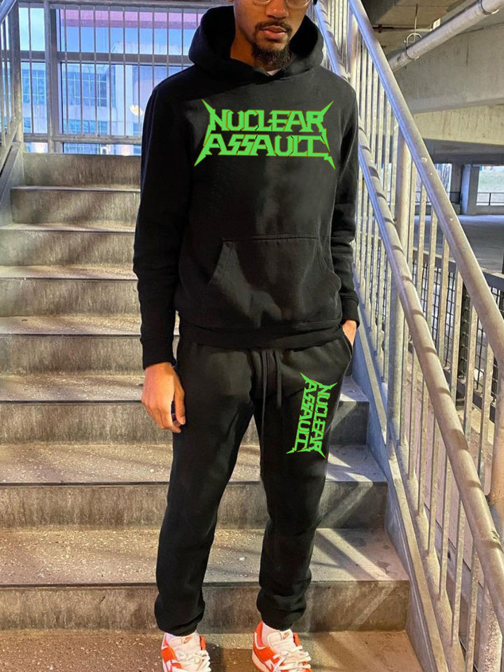 Herren Kapuzenpullover und Jogginghose Set mit auffälligem Frontdruck Echoarchiv