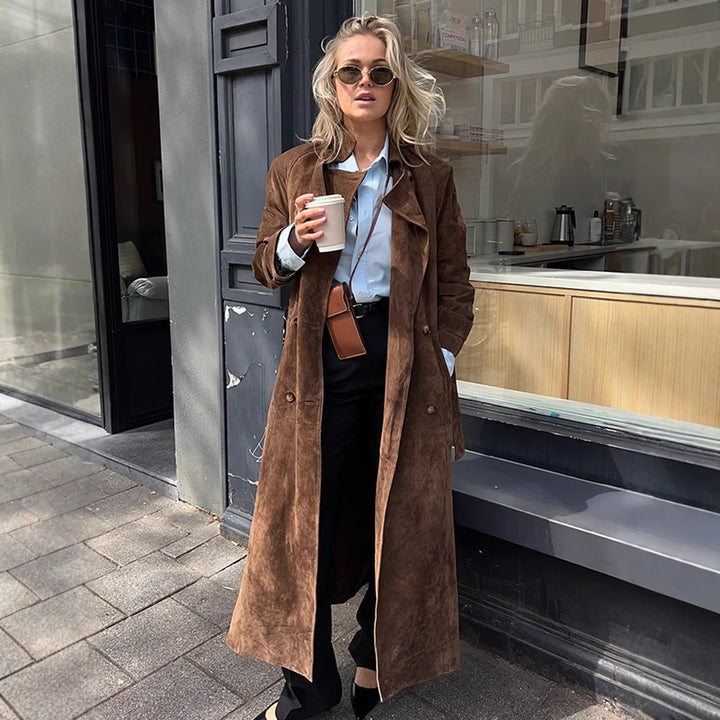 Damen Maxilanger Veloursleder‑Trenchcoat mit Bindegürtel Echoarchiv
