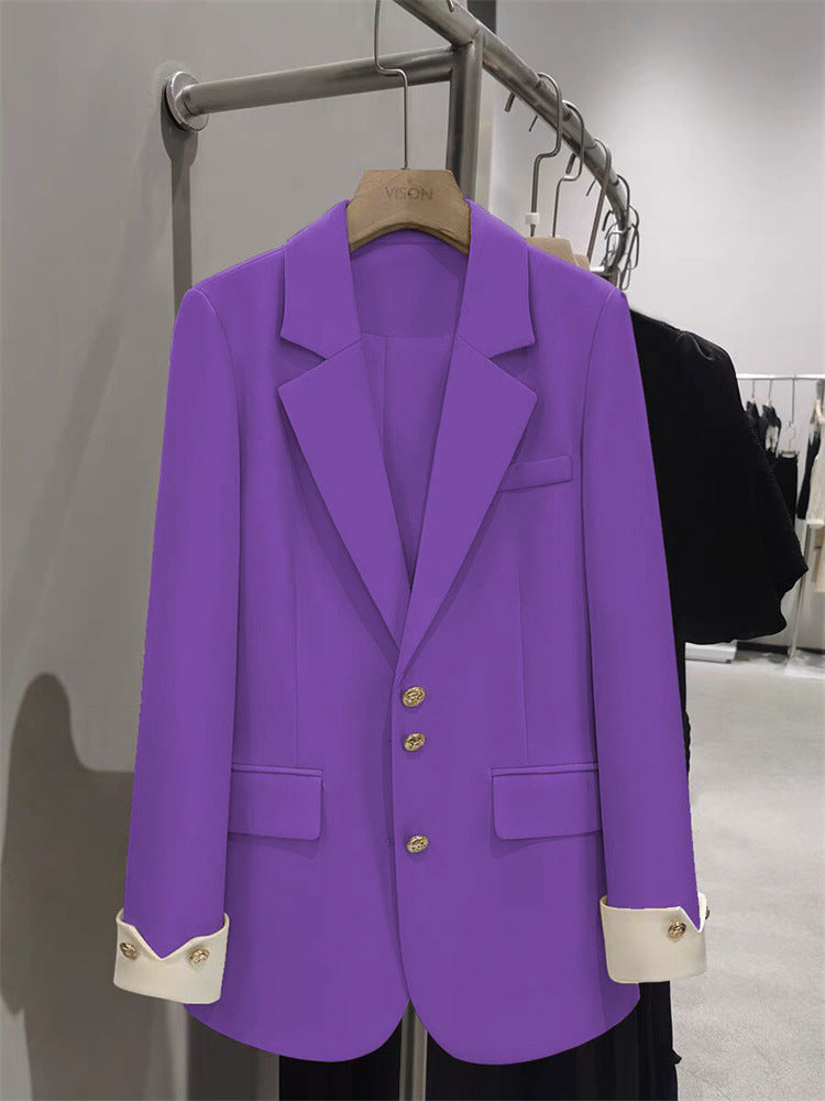 Damen Eleganter Blazer mit goldenen Knopfdetails Echo Archiv