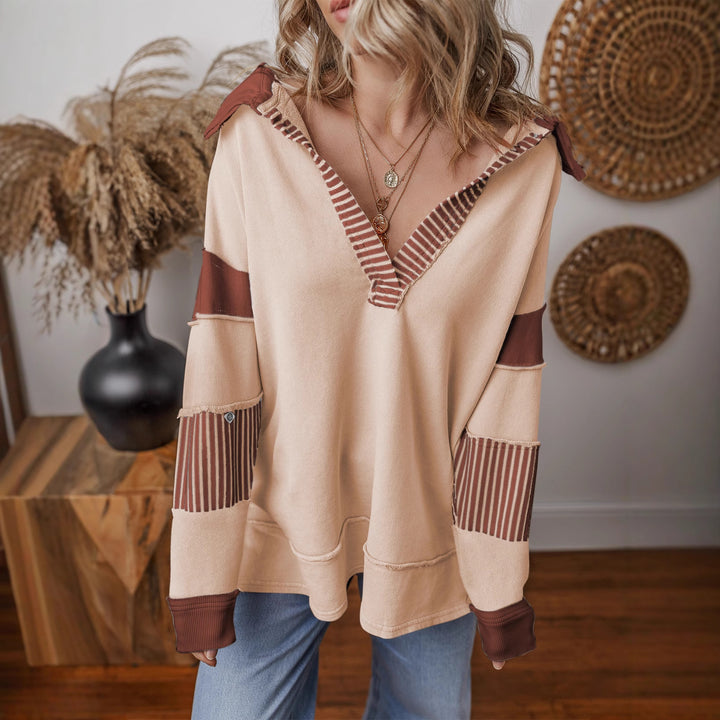 Damen Oversize Sweatshirt mit V-Ausschnitt, gestreiften Ärmelaufsätzen und Kontrastdetails – Mavelle