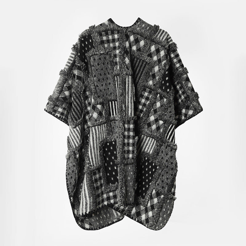 Damen Oversize-Patchwork-Cape im Bouclé- und Jacquard‑Mix mit kastiger Kurzarm-Silhouette Echo Archiv