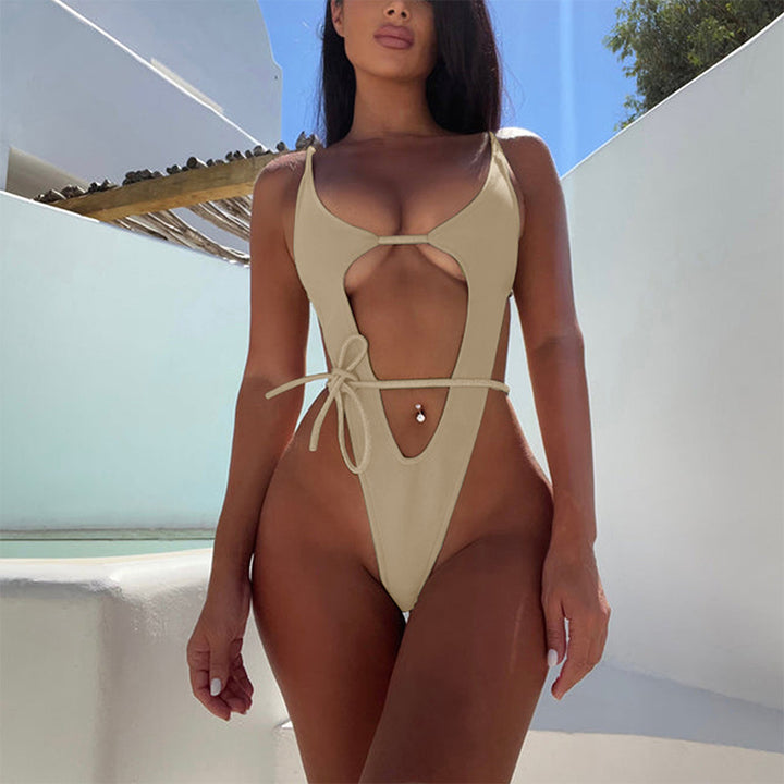 Damen Cut-Out Badeanzug mit verstellbaren Bändern und tiefem Ausschnitt Echo Archiv