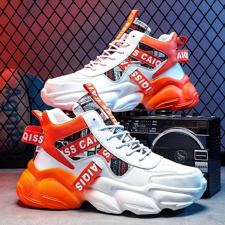 Unisex hochgeschnittener Plateau-Sneaker mit grafischem Print, gepolstertem Knöchelkragen und skulpturierter Gummisohle – Norré
