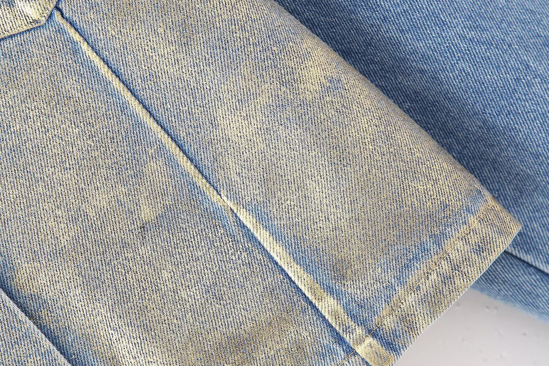Damen Kurze Denim-Jacke mit Metallic-Finish und aufgesetzten Brusttaschen Echoarchiv