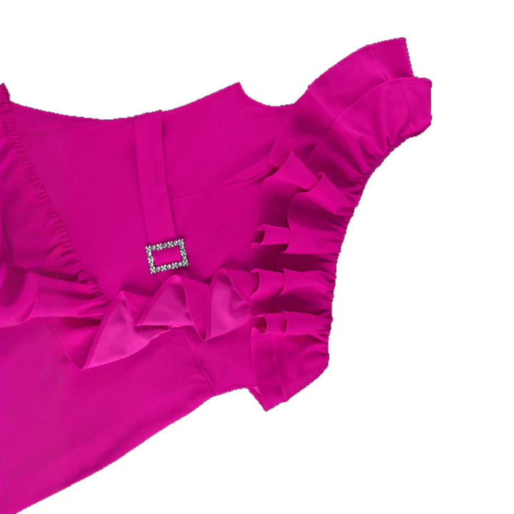 DamenElegantes Abendkleid mit asymmetrischem Rüschenbereich und Taillengürtel Echo Archiv