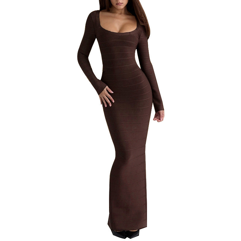 Damen Figurnahes Rippstrick‑Maxikleid mit U‑Boot‑Ausschnitt und Stretch‑Silhouette – Avérine