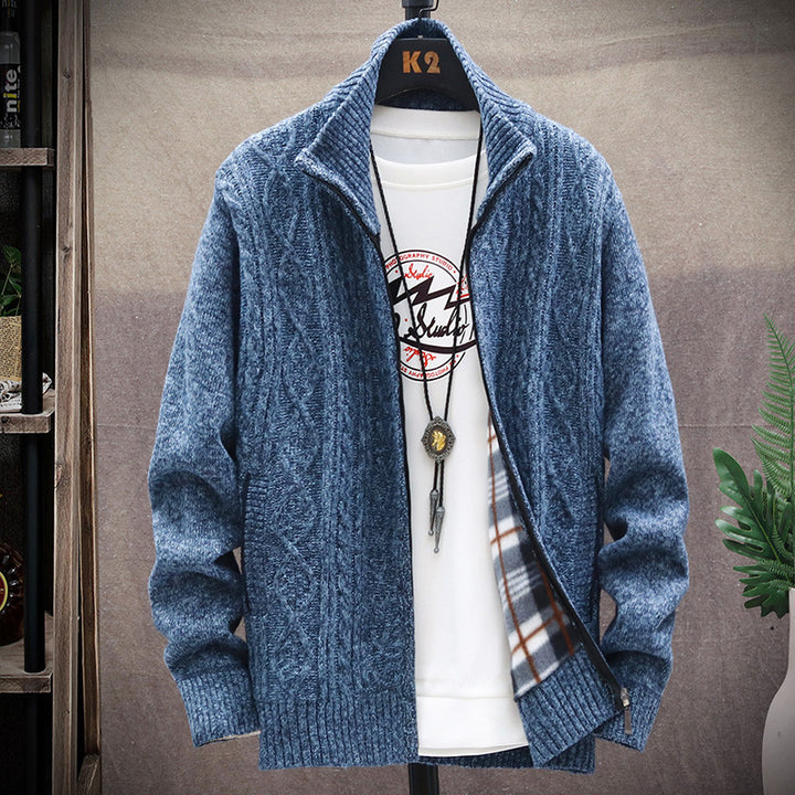 Herren Strickjacke mit hohem Kragen und strukturiertem Design Echoarchiv