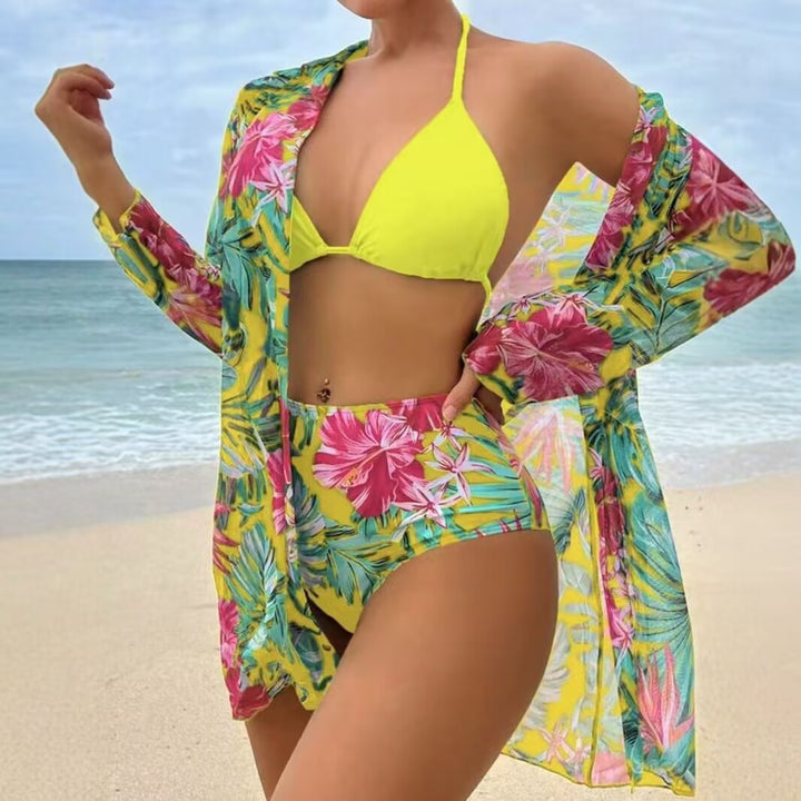 Damen Bikiniset mit floralem Muster und transparenter Strandüberwurf Echo Archiv