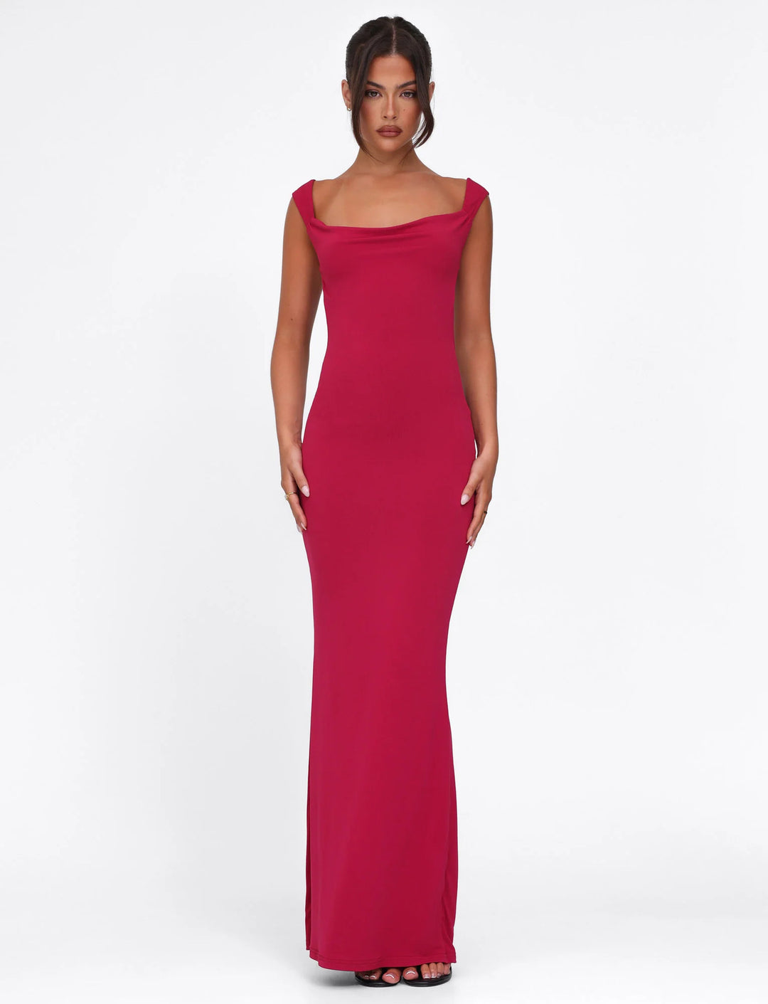 Damen nan körperbetontes Abendkleid mit quadratischem Ausschnitt und breiten Trägern Echo Archiv