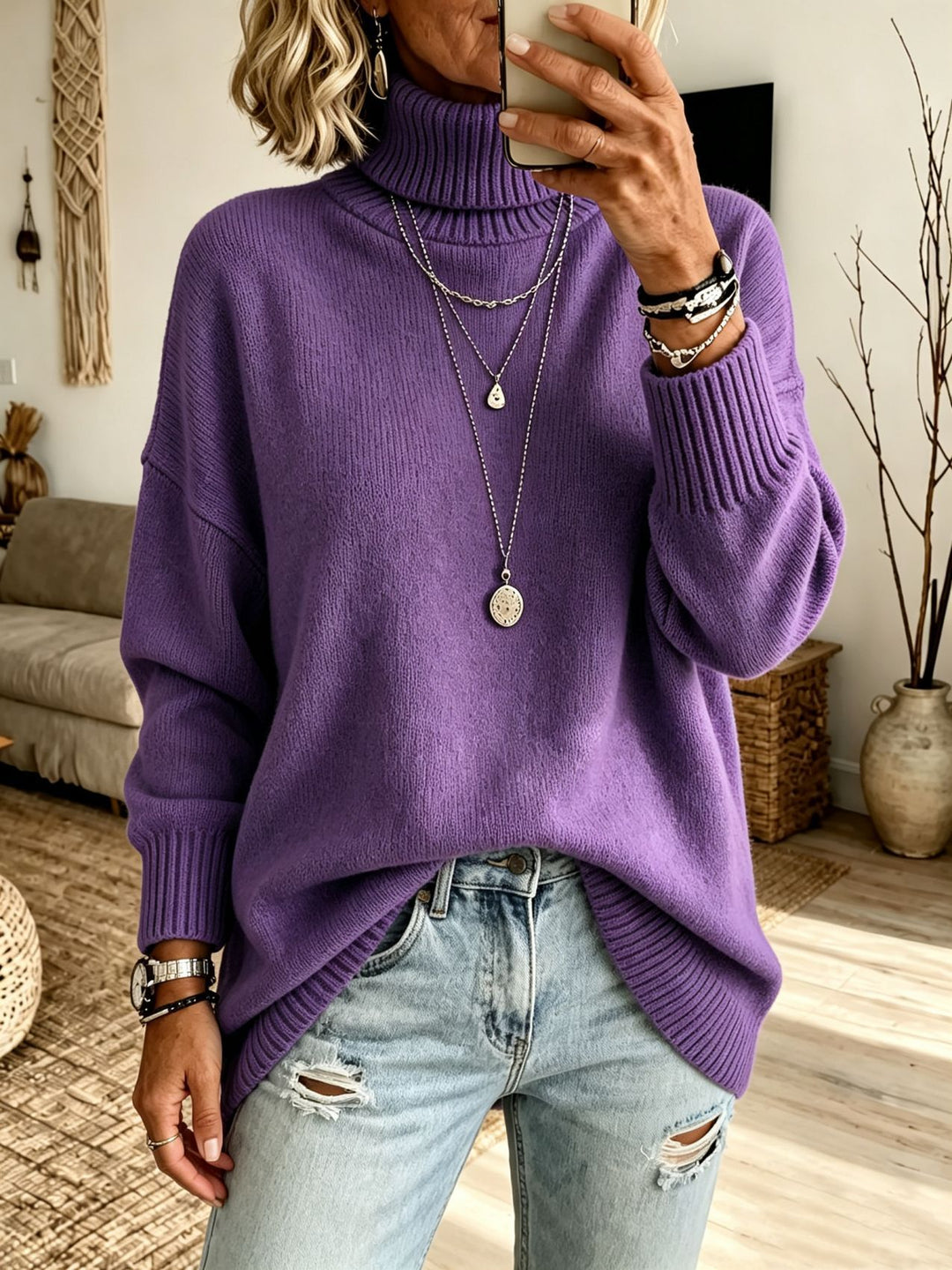 Damen Oversize Rollkragenpullover aus Feinstrick mit gerippten Bündchen und überschnittener Schulter – Mavelle