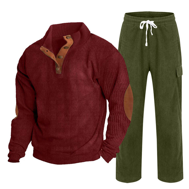 Herren nan Strick-Freizeitset mit Knopfleiste und Ellenbogenaufnähern sowie Cord-Cargohose Echo Archiv