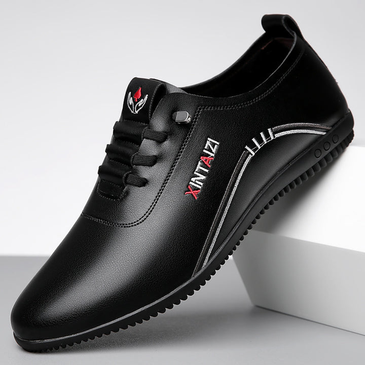 Herren Eleganter leichter Lederimitat-Slip-On mit elastischer Schnellzug-Lacing und profilierter Gummisohle Echoarhiv – Tavélo