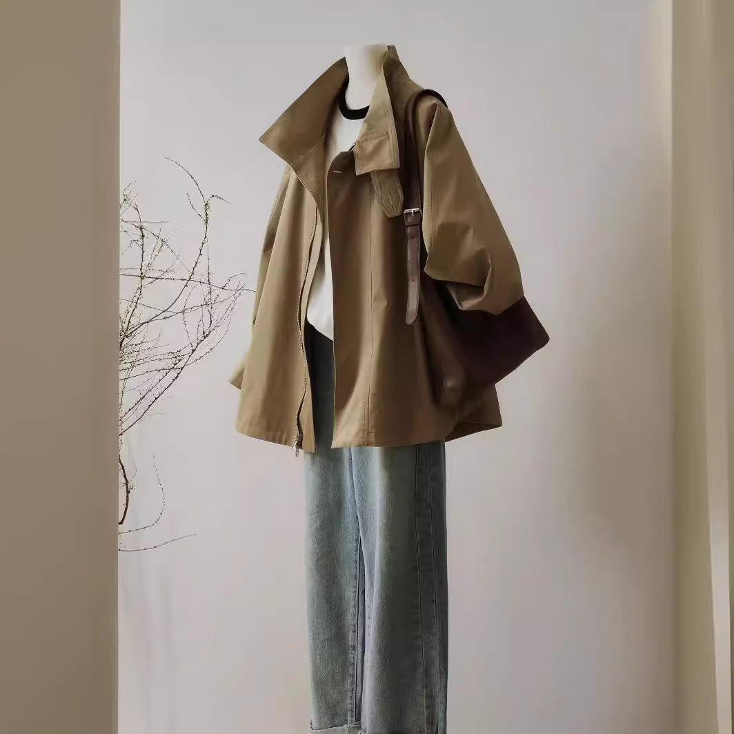 Damen Trench-inspirierte Kurzjacke mit Oversize-Silhouette, Stehkragen und verdecktem Reißverschluss Echo Archiv
