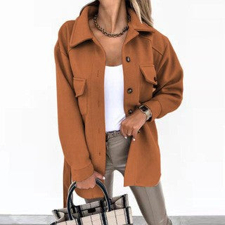 Damen Shacket Hemdjacke aus strukturierter WEchoarchivware mit Pattentaschen Echoarchiv