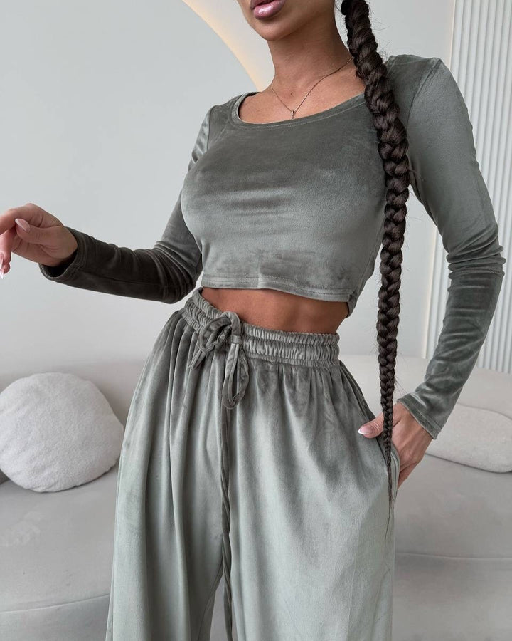 Damen Samt-Loungewear-Set mit Cropped-Langarmshirt und hoher Taillen-Palazzohose – Élanora