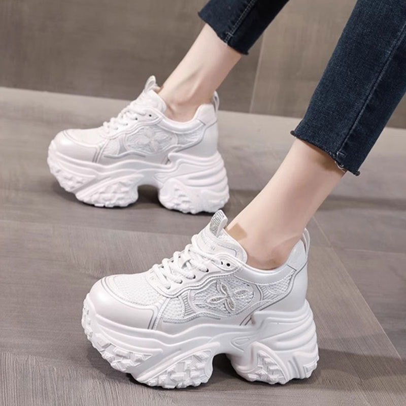 Damen Chunky Sneakers mit voluminösem Profil und atmungsaktiver Struktur Echo Archiv