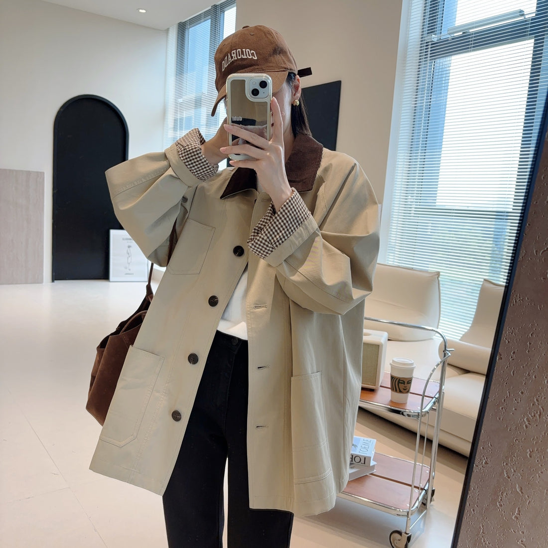 Damen Modische Oversized-Jacke mit kontrastierendem Kragen Echoarchiv