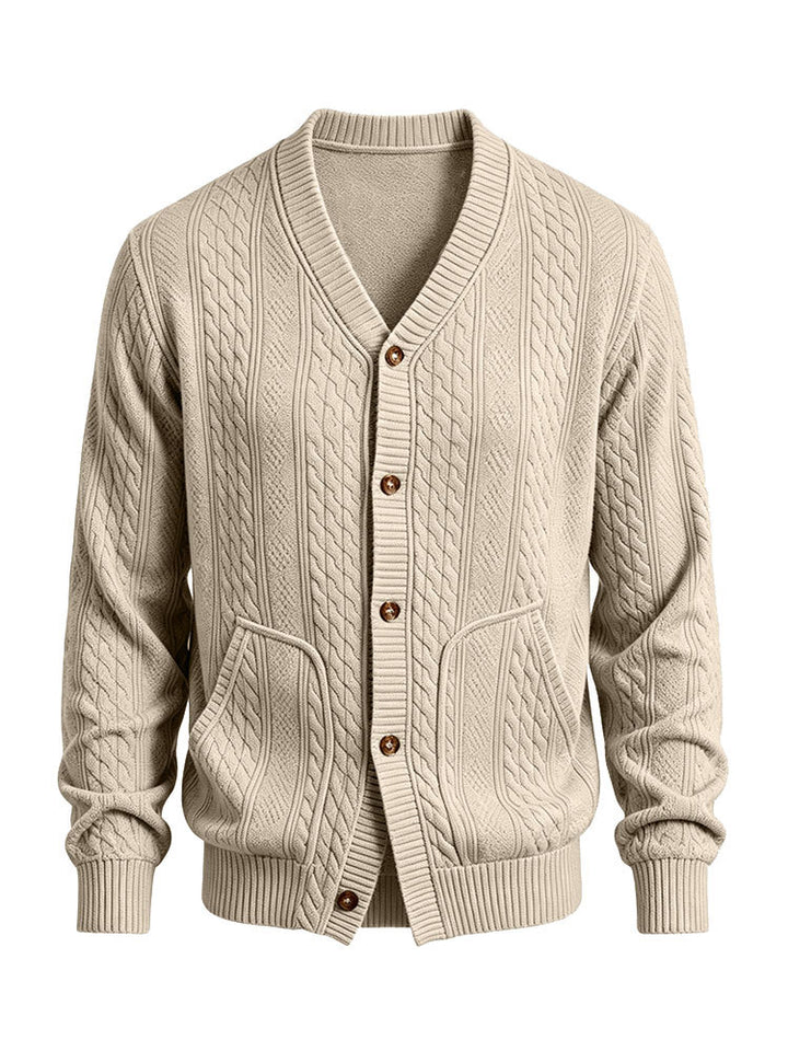 Herren Gestrickte Strickjacke mit Zopfmuster, V‑Ausschnitt und aufgesetzten Taschen – Taviero