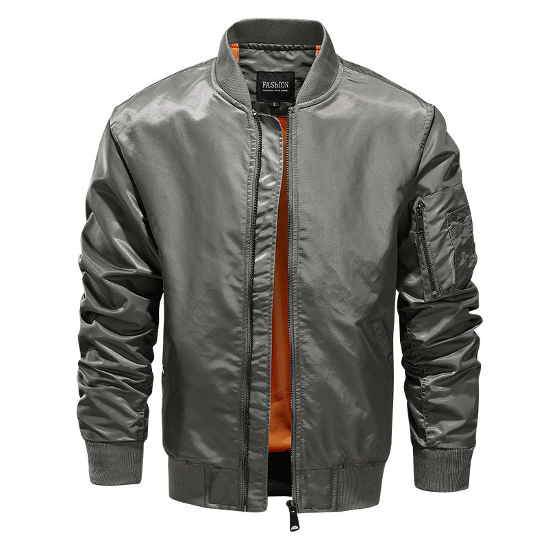 Herren Bomberjacke im Aviator‑Stil mit kontrastiertem Innenfutter und Utility-Ärmeltasche – Brevano