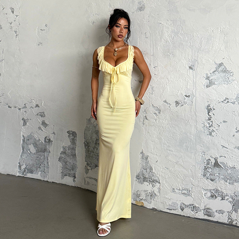 Damen figurbetontes Maxikleid mit Rüschendetails und tiefem Ausschnitt Echo Archiv