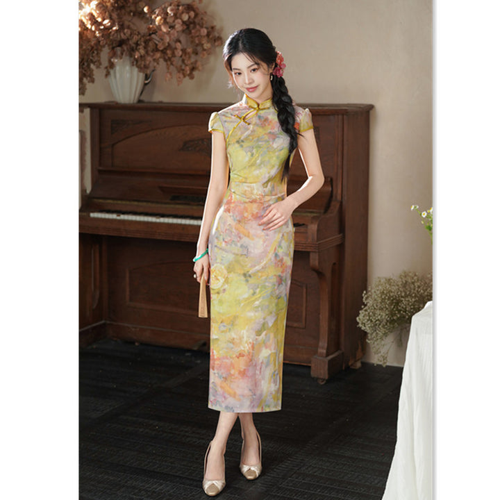 Damen Langes Kleid mit floralem Design und hochgeschlossenem Kragen Echo Archiv